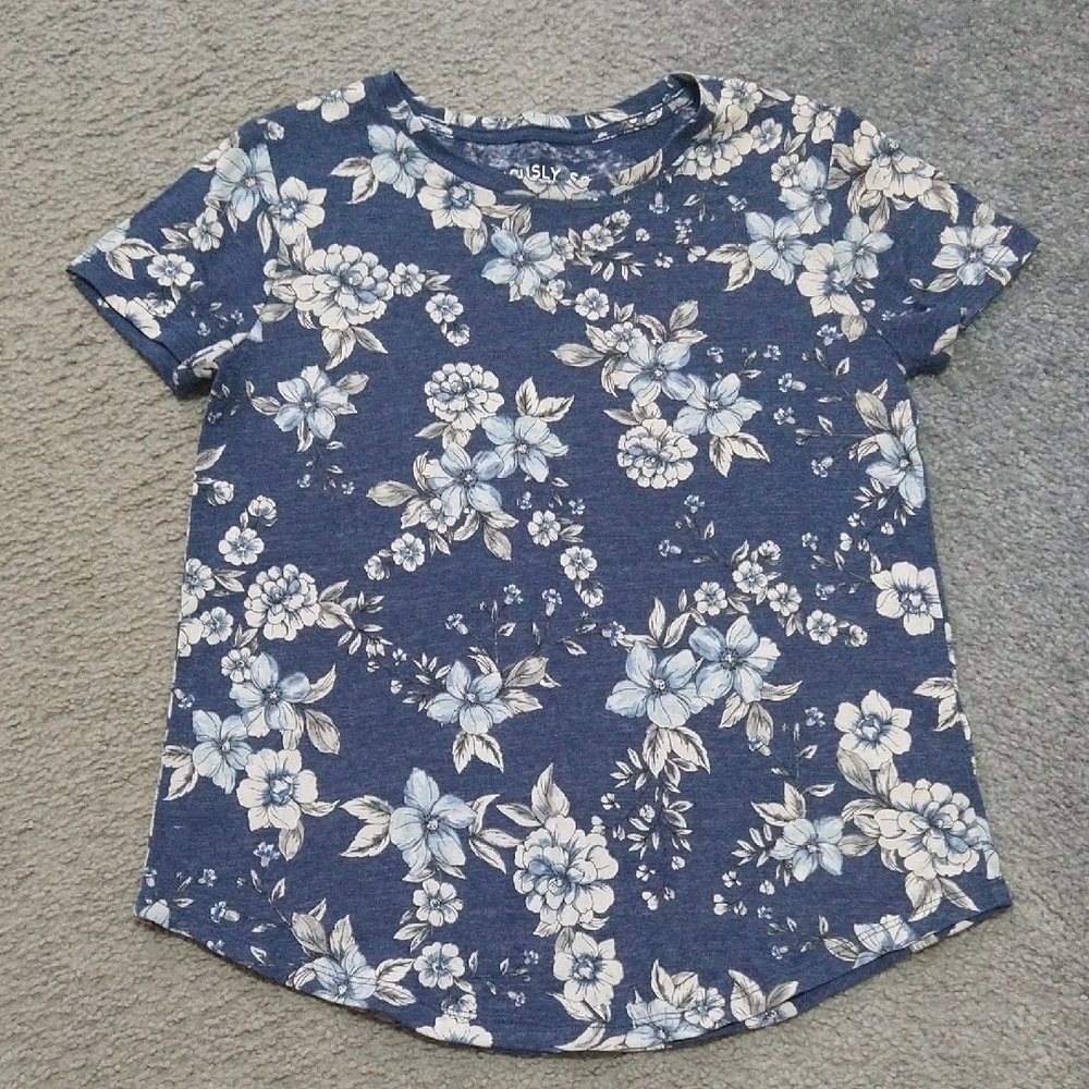 💙3/$10 OR 5/$15 SALE💙 Aero Short Sleeve Shirt